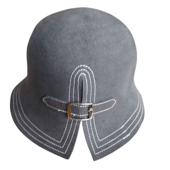 The Hatter Company Gray Felt Cloche Hat with Buckle Stitch Detail Vintage Inspir